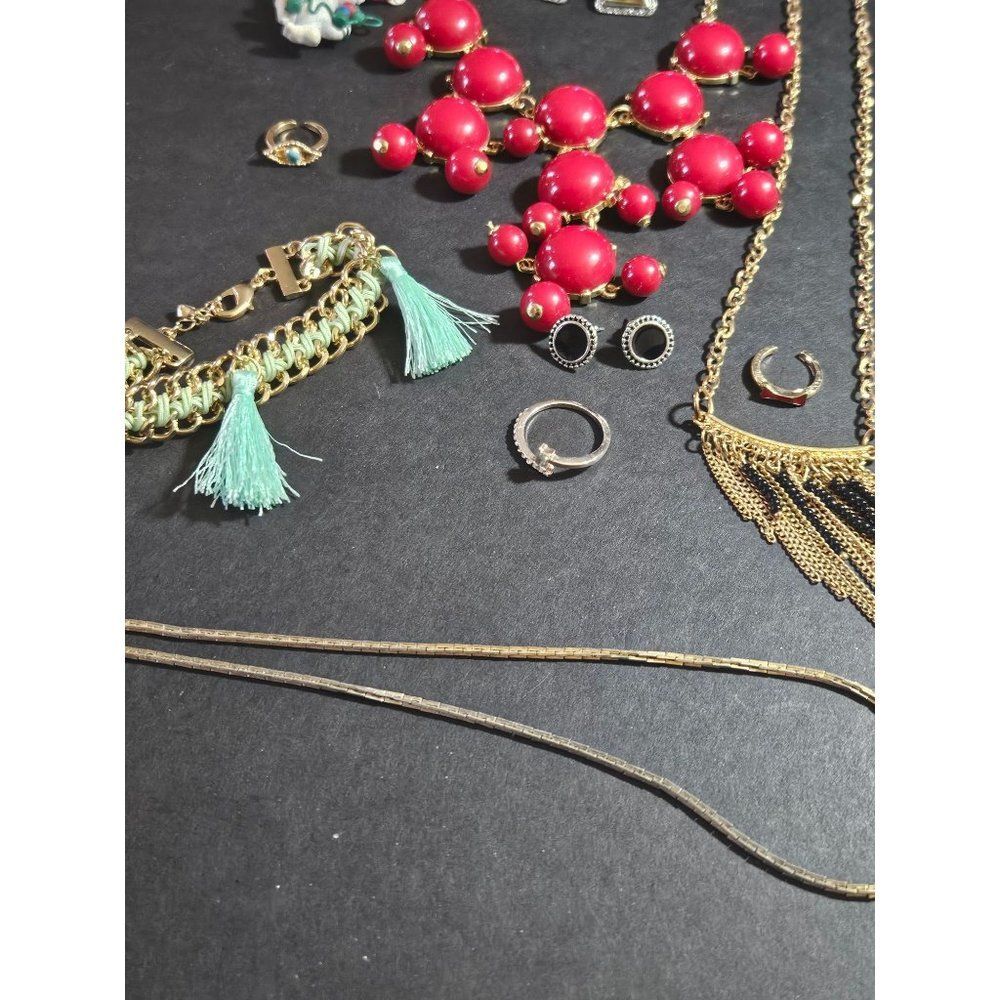 Wearable jewelry lot / bundle - Picture 9 of 14